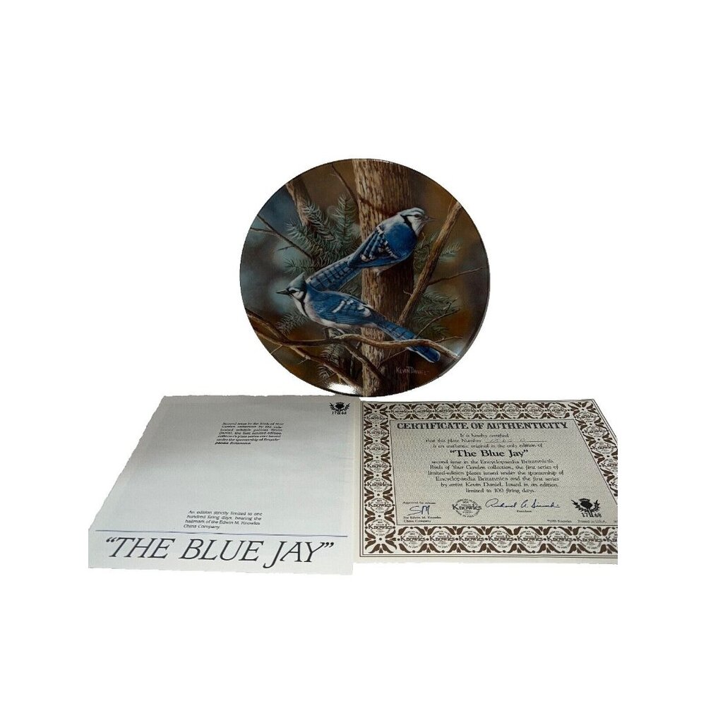 1985 Knowles "The Blue Jay" by Kevin Daniel 8.5" Collector's Plate brown blue